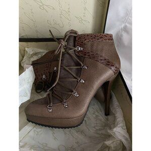 NIB Enzo Angiolini Eadendro platform booties sz 8 Org. $169